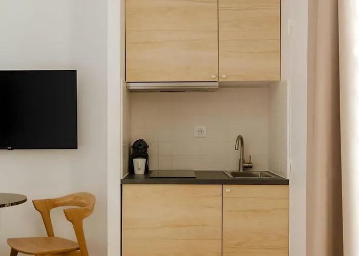 Quintinie Hotel 15Th Arrondissement, Sonder By Marriott Bonvoy